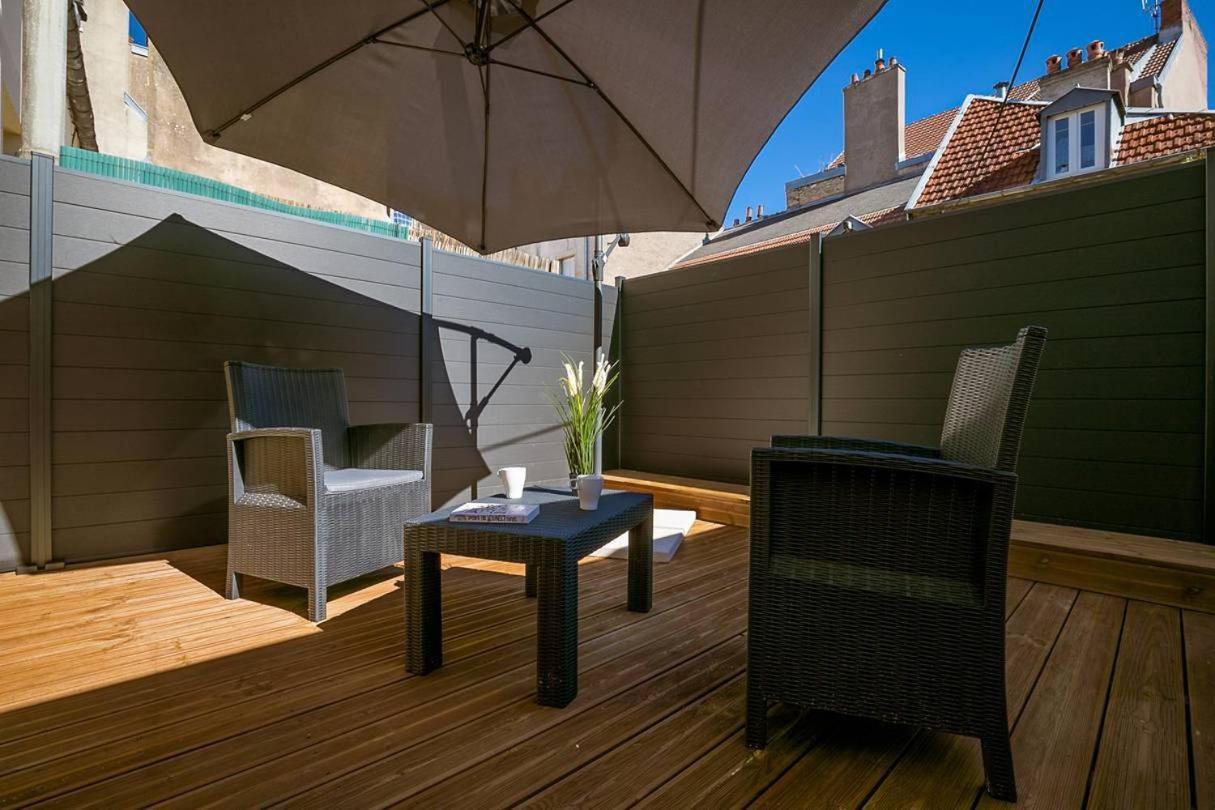 דיז'ון Terrasse Godrans En Plein Coeur De Ville מראה חיצוני תמונה